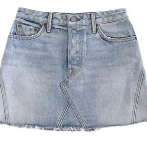 GRLFRND
GRLFRND EVA DENIM SKIRT